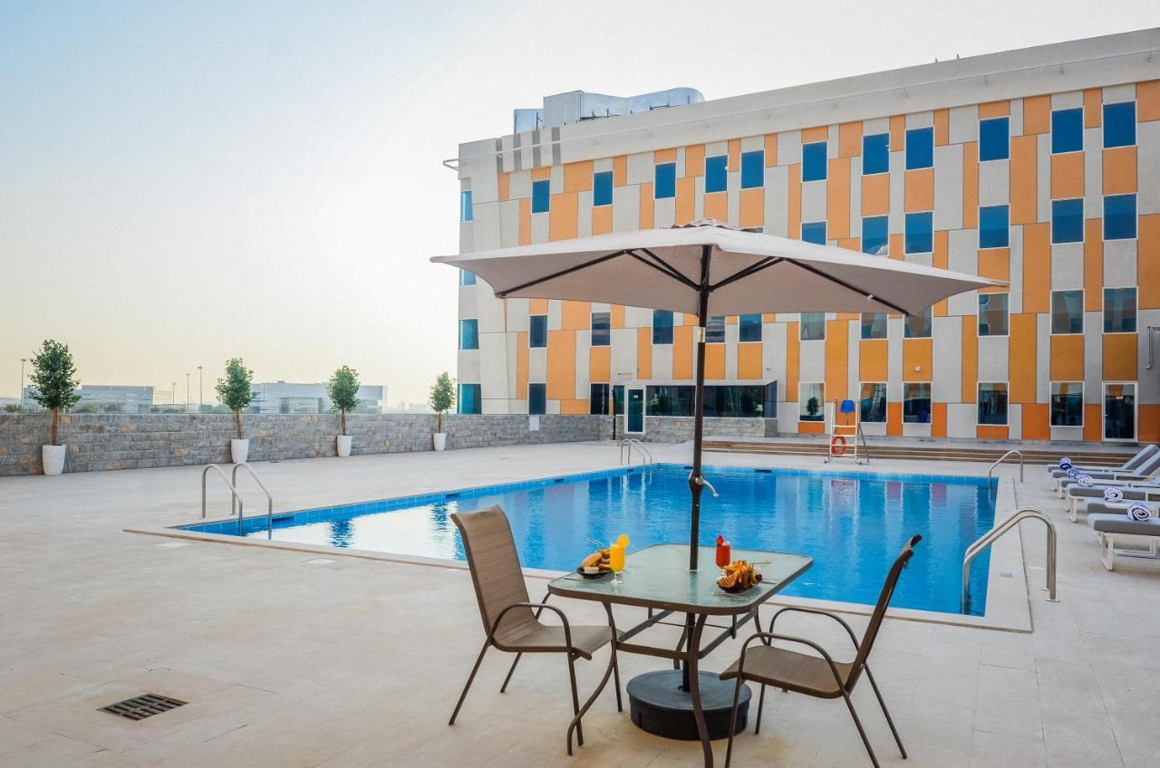 Vogo Grand Hotel Formerly Best Western Plus Hotel Dubai Academic City Екстер'єр фото