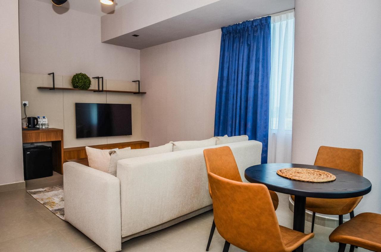 Vogo Grand Hotel Formerly Best Western Plus Hotel Dubai Academic City Екстер'єр фото